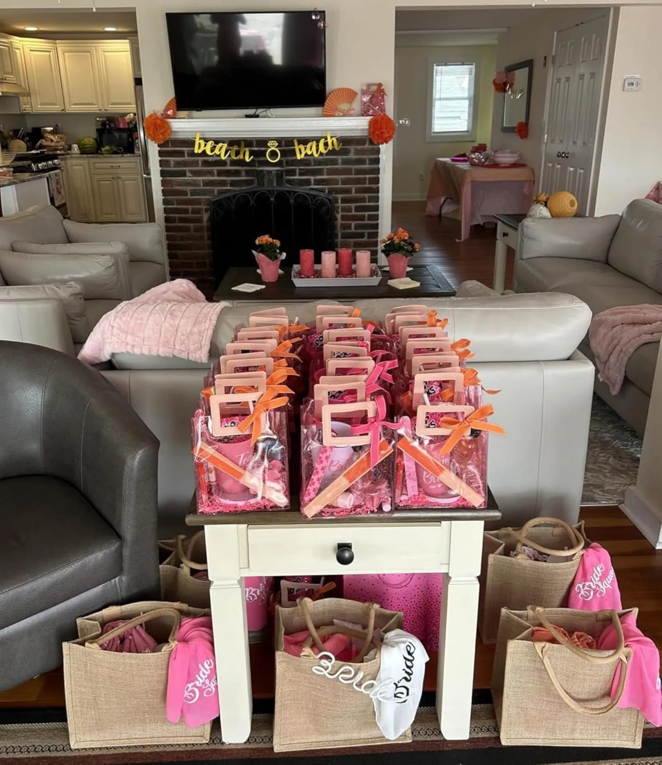 5 Pack Burlap Tote Bags Bulk, Reusable Jute Tote Bag with 7Yd Ribbon Blank Burlap Gift Bag with Handle Waterproof Beach Tote Bag for Bachelorette Gift Bags 12.2''x10.6''x6.3''