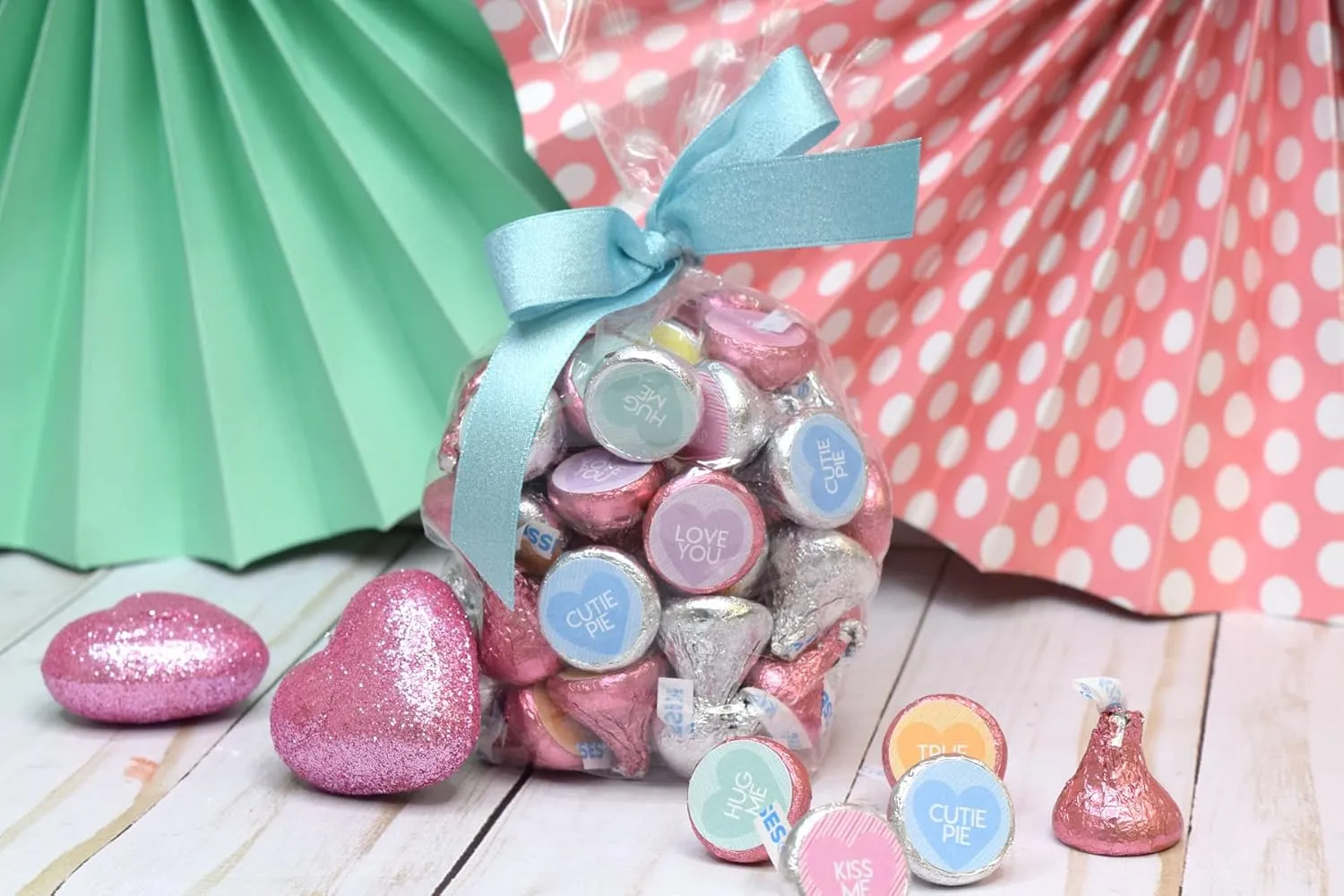 Amanda Creation Valentine Pastel Comment Hearts Party Kiss Stickers, 300 Round Labels, 0.75" for Chocolate Kisses & Party Favors
