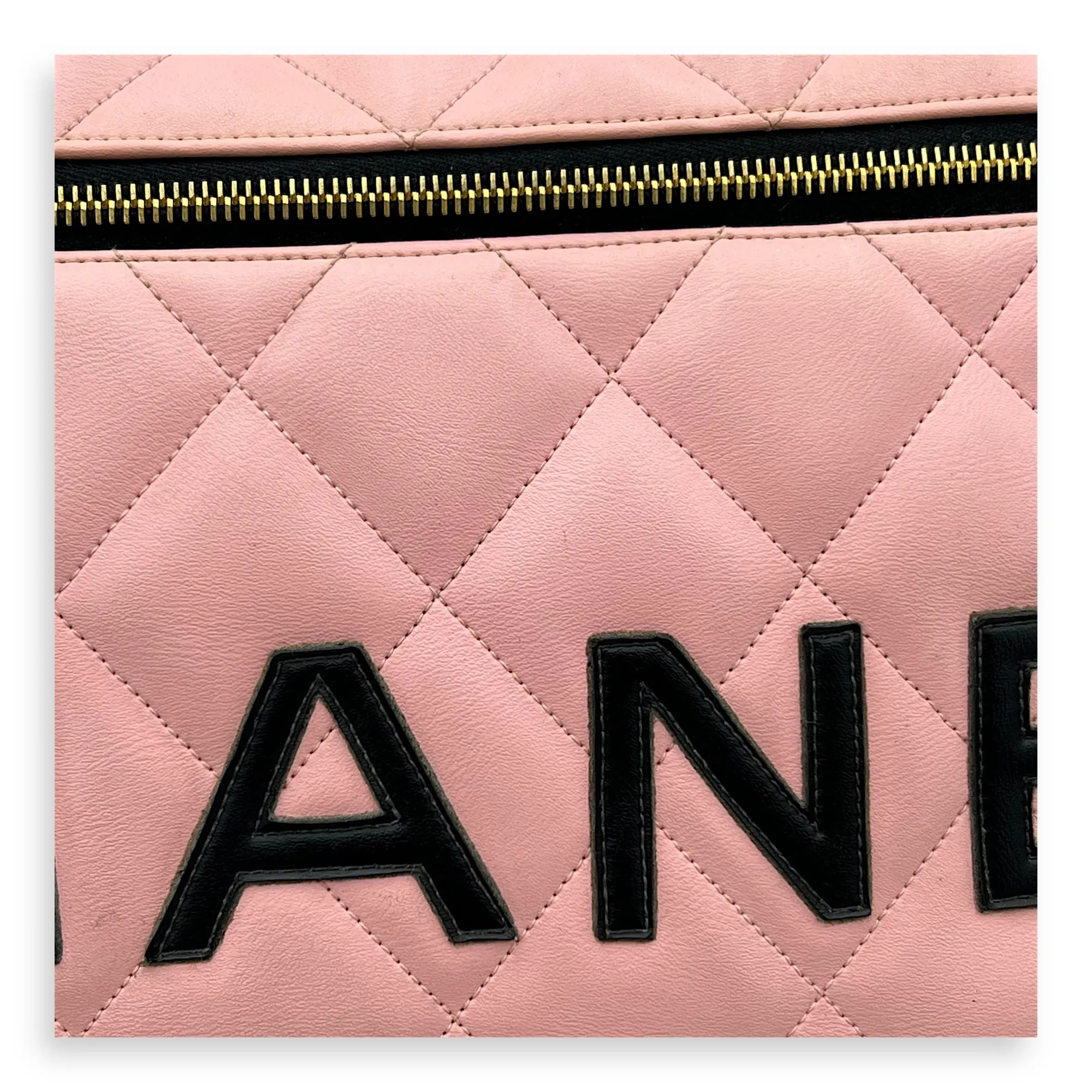Boston Pink Top Handle Bag in Calfskin, Gold hardware