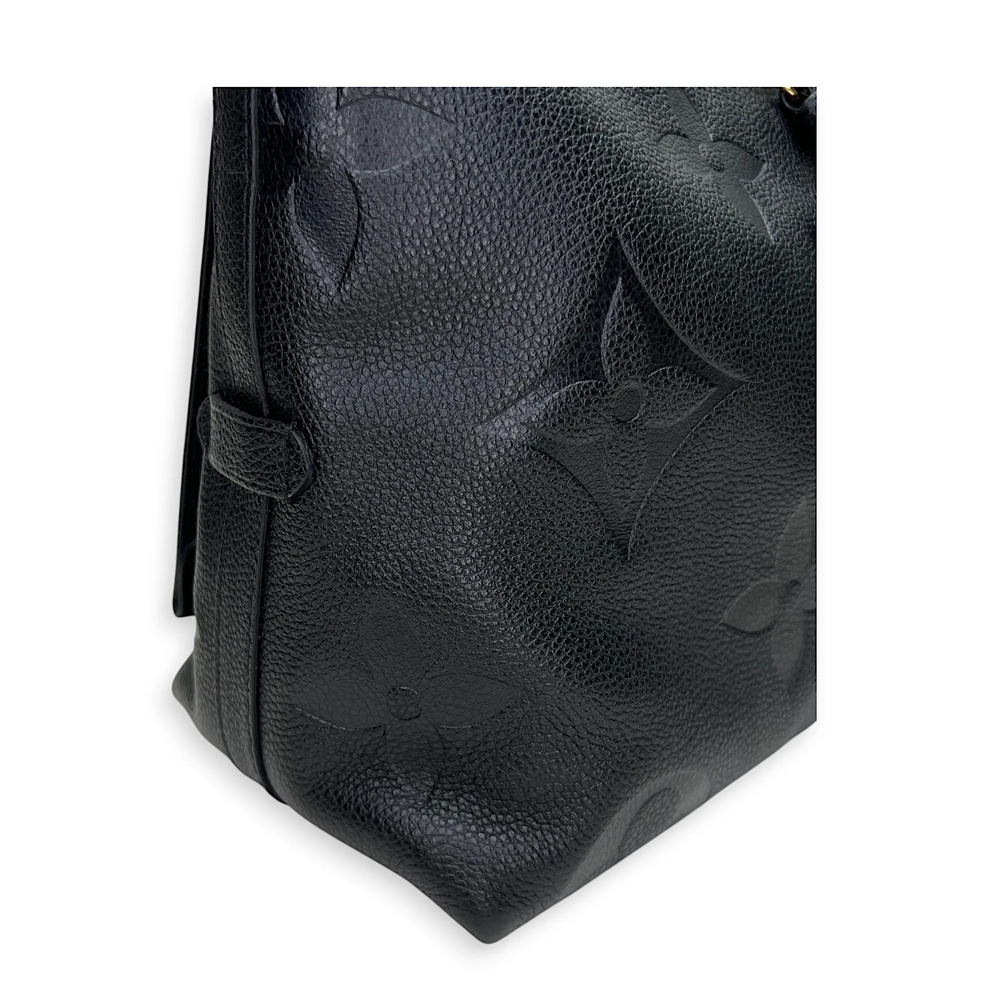 Carryall PM Shoulder bag in Monogram Empreinte leather, Gold Hardware