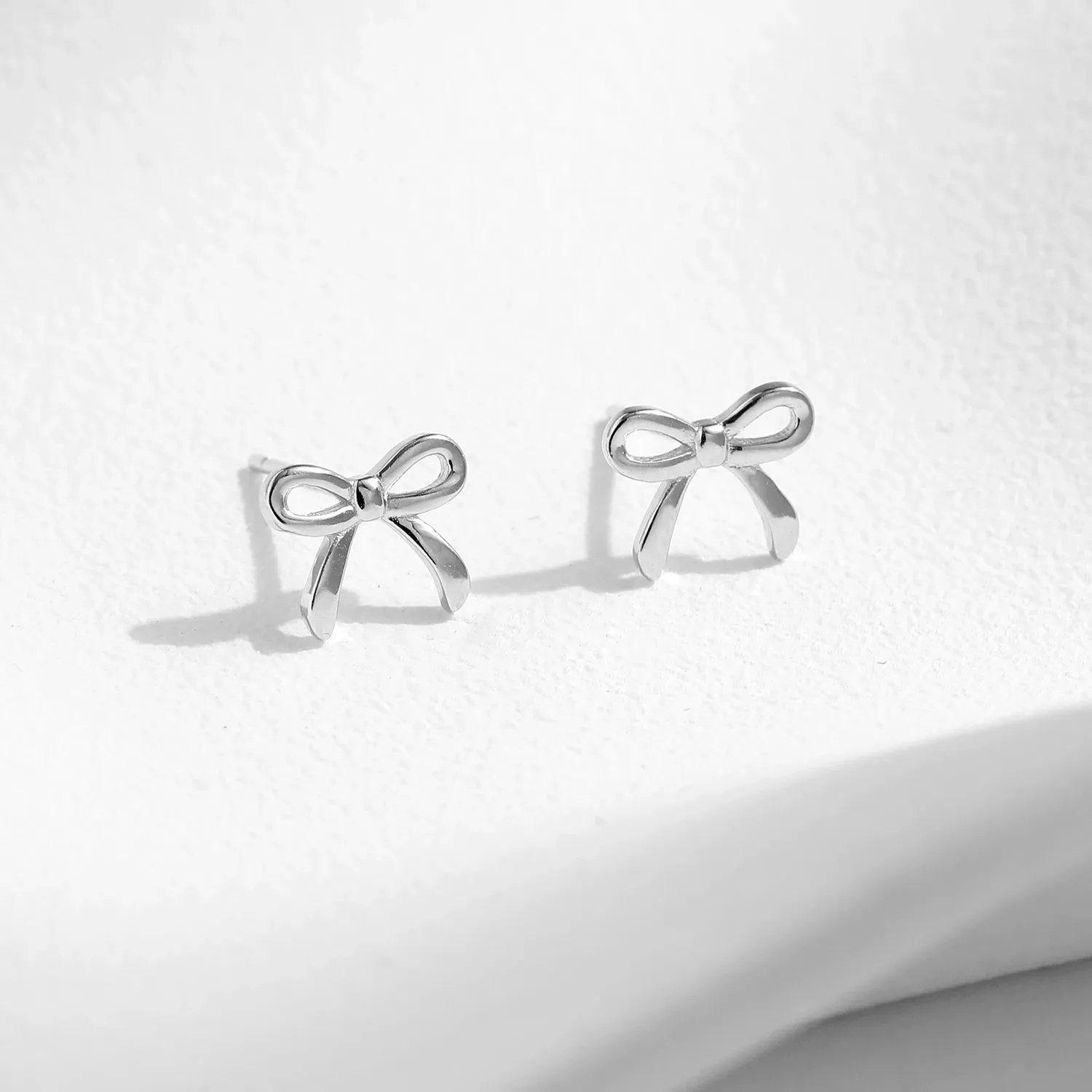 Charming Bowknot Stud Earrings