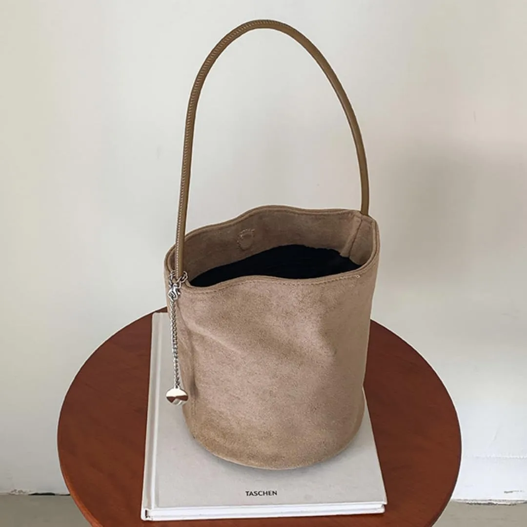 Chic Women's Bucket Bag, Cylindrical Design, Vintage Commuter Faux Suede, Chain Accent, Waterproof Base