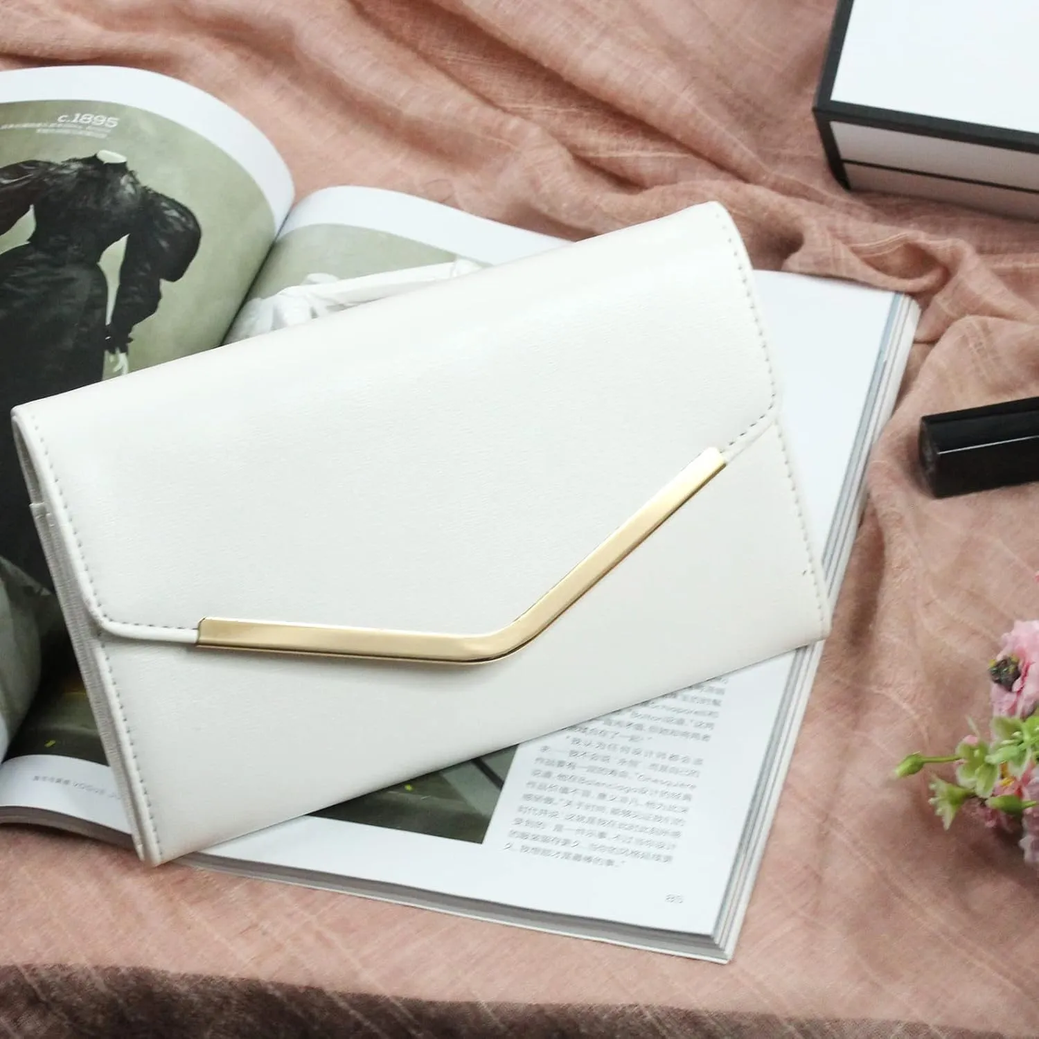 Clutch Purse Evening Bag for Women, Envelope Handbag With Detachable Chain for Wedding and Party