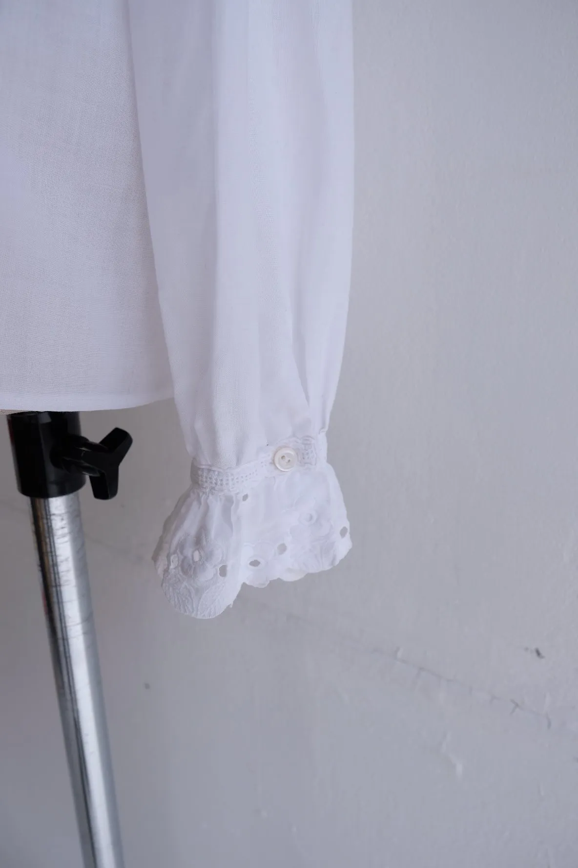 cotton lace trimmed blouse
