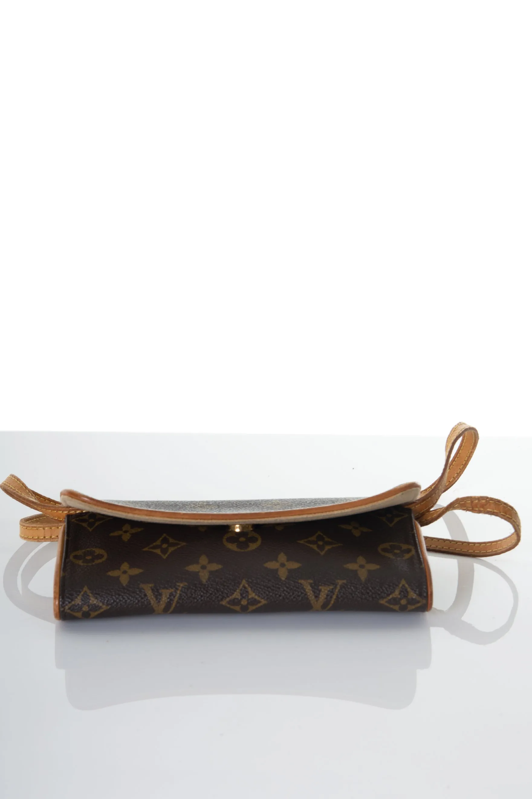Envelope Clutch