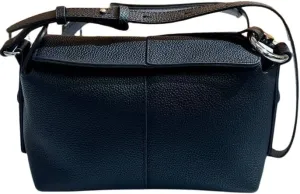 Genuine Leather Shoulder Bag – Timeless Elegance Everyday Functionality