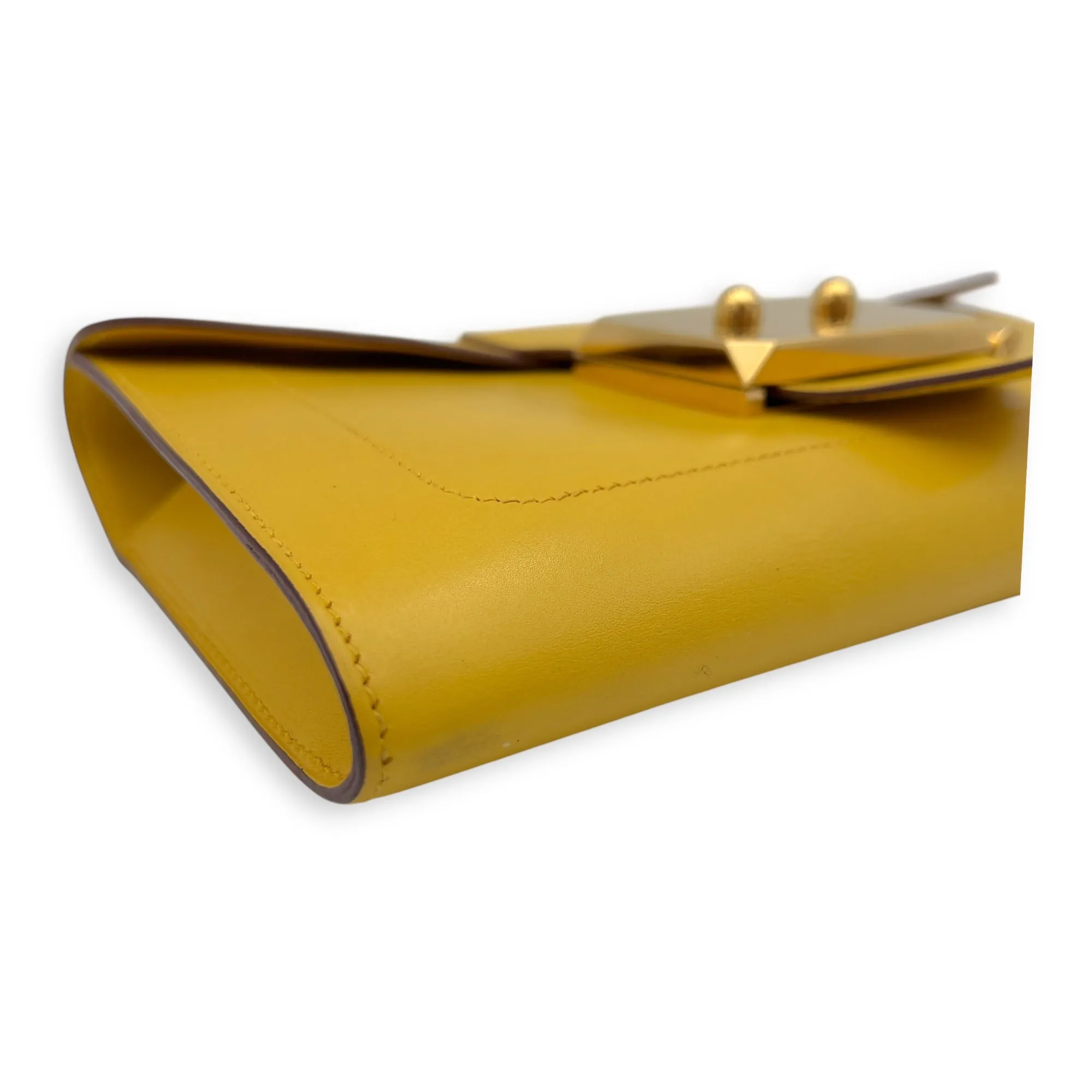 Goodlock Soleil Clutch in Swift, Gold hardware