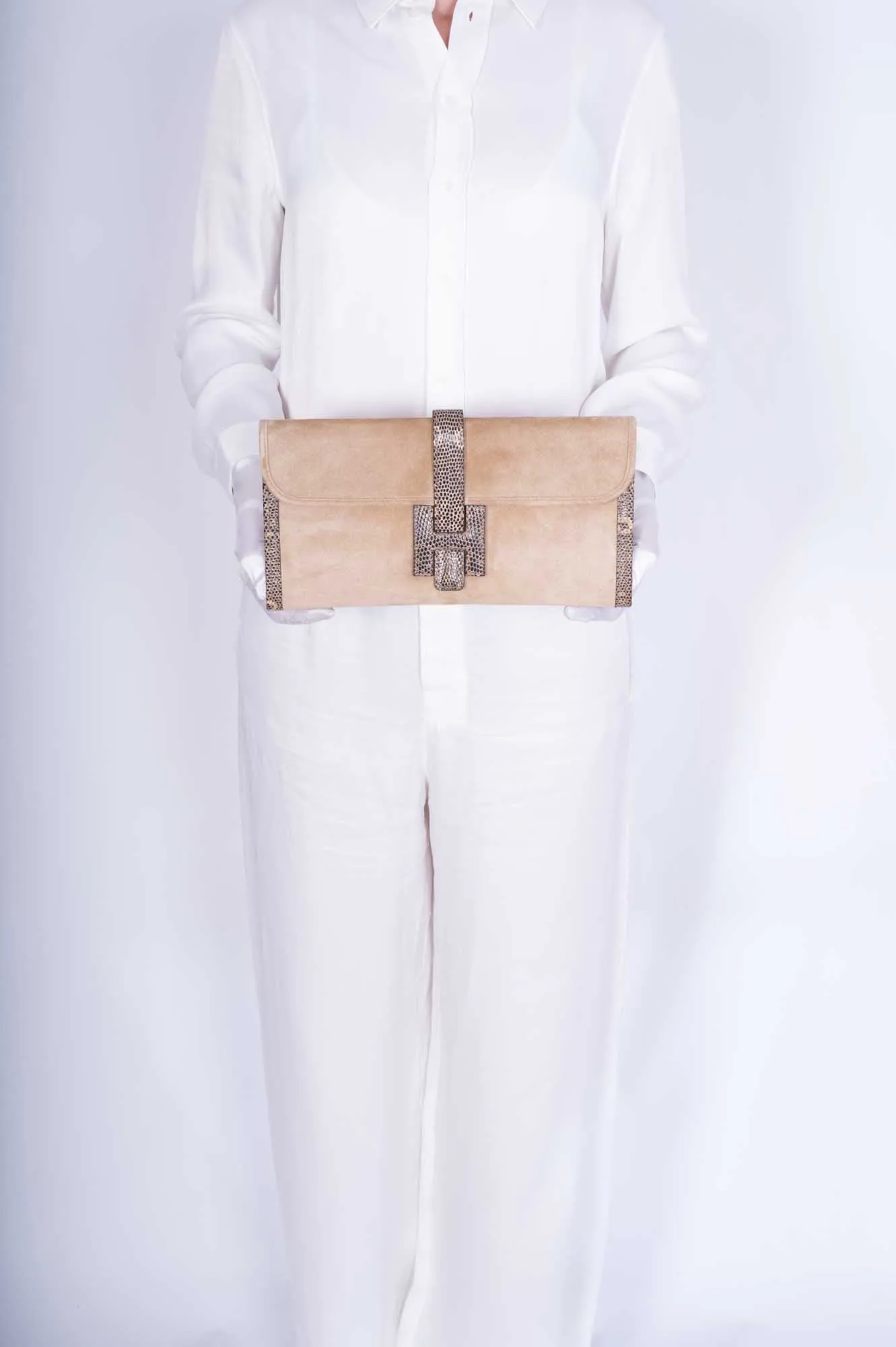 Hermès Jige Elan Clutch Sable Doblis Suede and Ombré Lizard