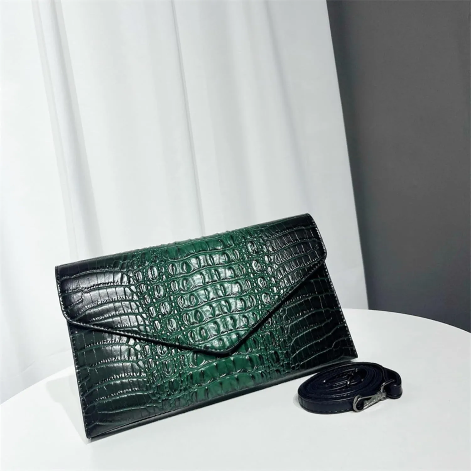 IAMUHI Women Vegan Leather Crocodile Evening Clutch Handbag Envelope Alligator Crossbody Bag Shoulder Purse Wallet