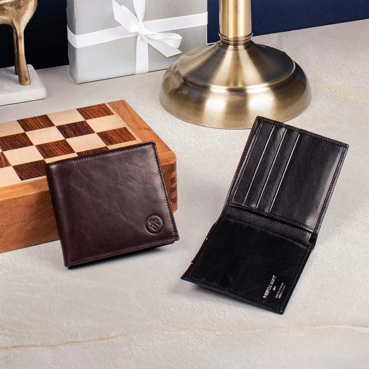 Maxwell Scott - Personalized Luxury Leather RFID Billfold Wallet for Men - Handmade in Italy - The Vittore RFID Dark Brown