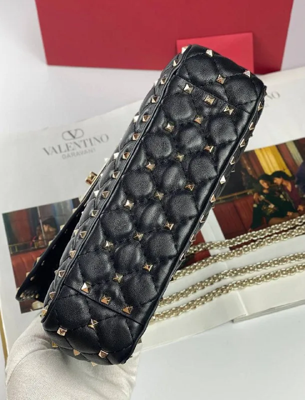 MEDIUM ROCKSTUD SPIKE NAPPA LEATHER BAG black