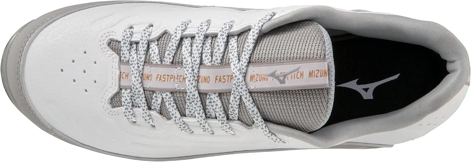 Mizuno Women's 9-Spike Swift 8 Low Metal Softball Cleat