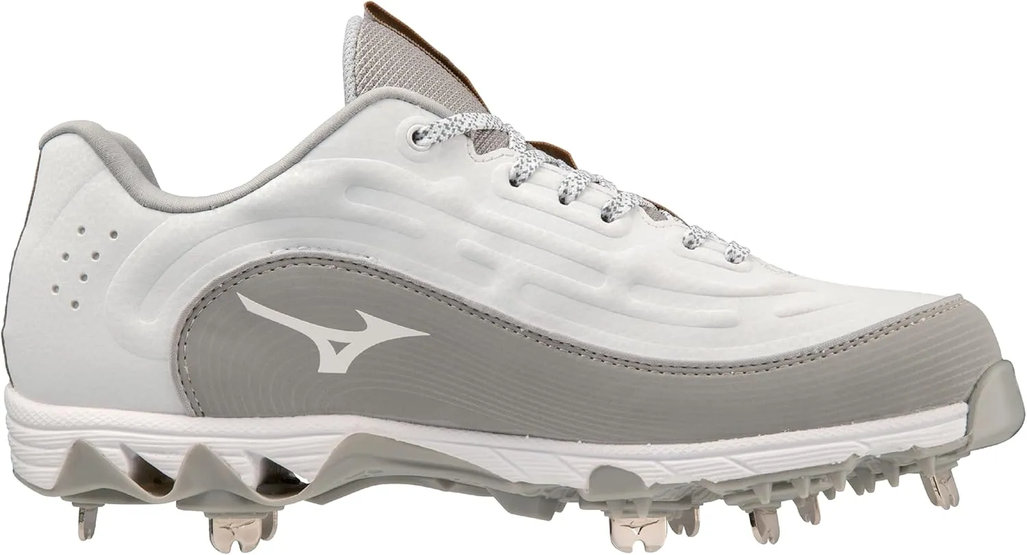 Mizuno Women's 9-Spike Swift 8 Low Metal Softball Cleat