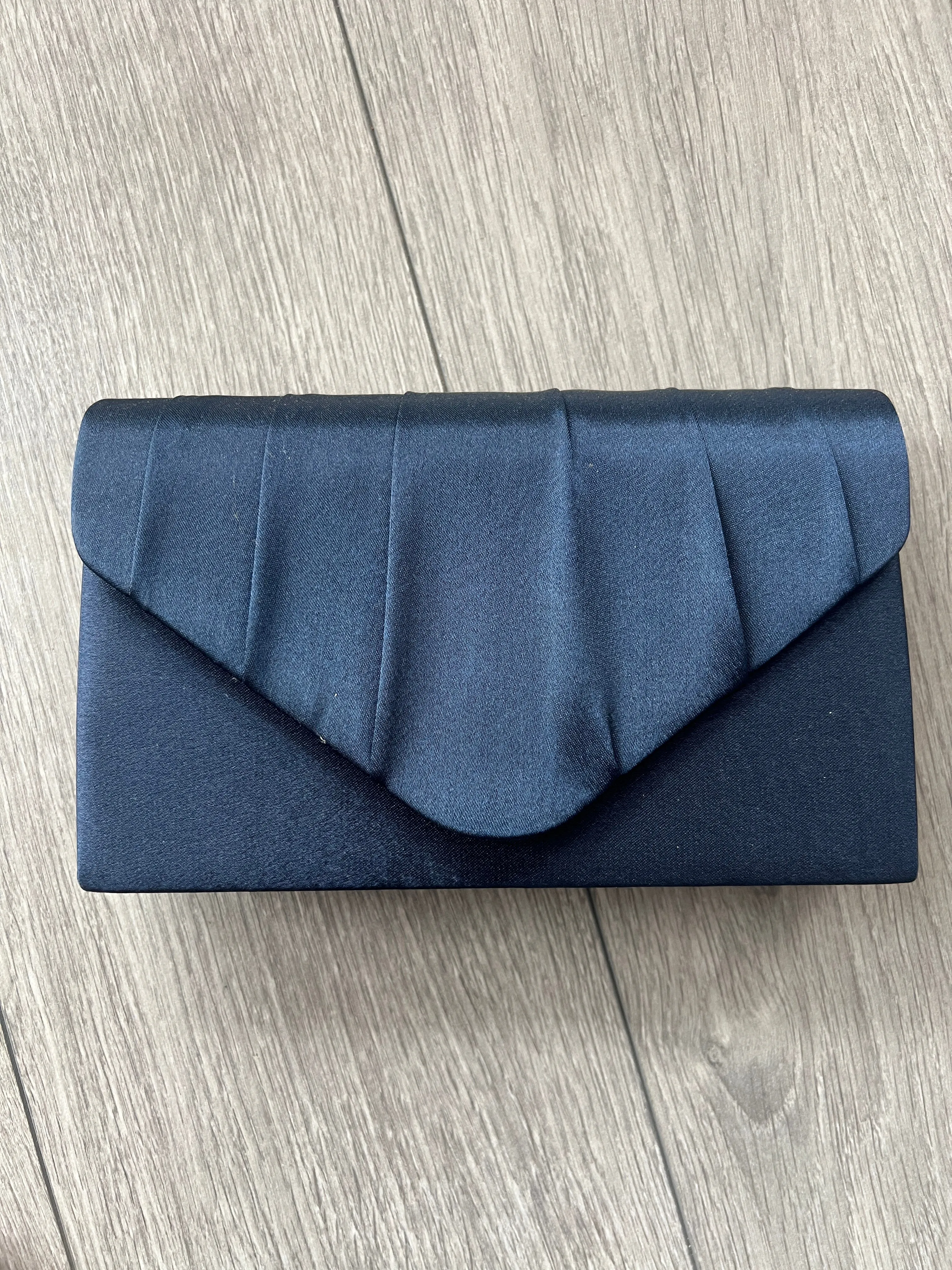 NAVY SATIN ENVELOPE CLUTCH BAG