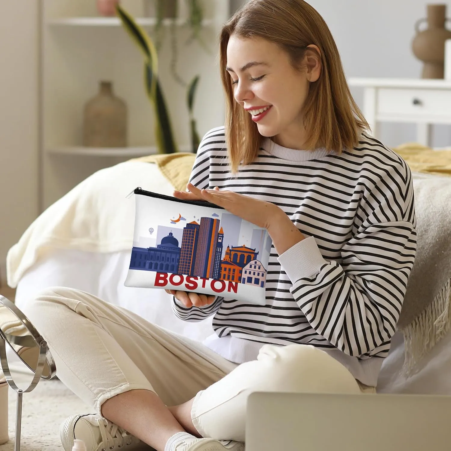 Reginary 6 Pcs City Cosmetic Bag Souvenir Gifts New York Zipper Pouch Chicago Souvenir Seattle Boston Nashville London Paris Italy Gifts Memento for Women Traveler(Boston)