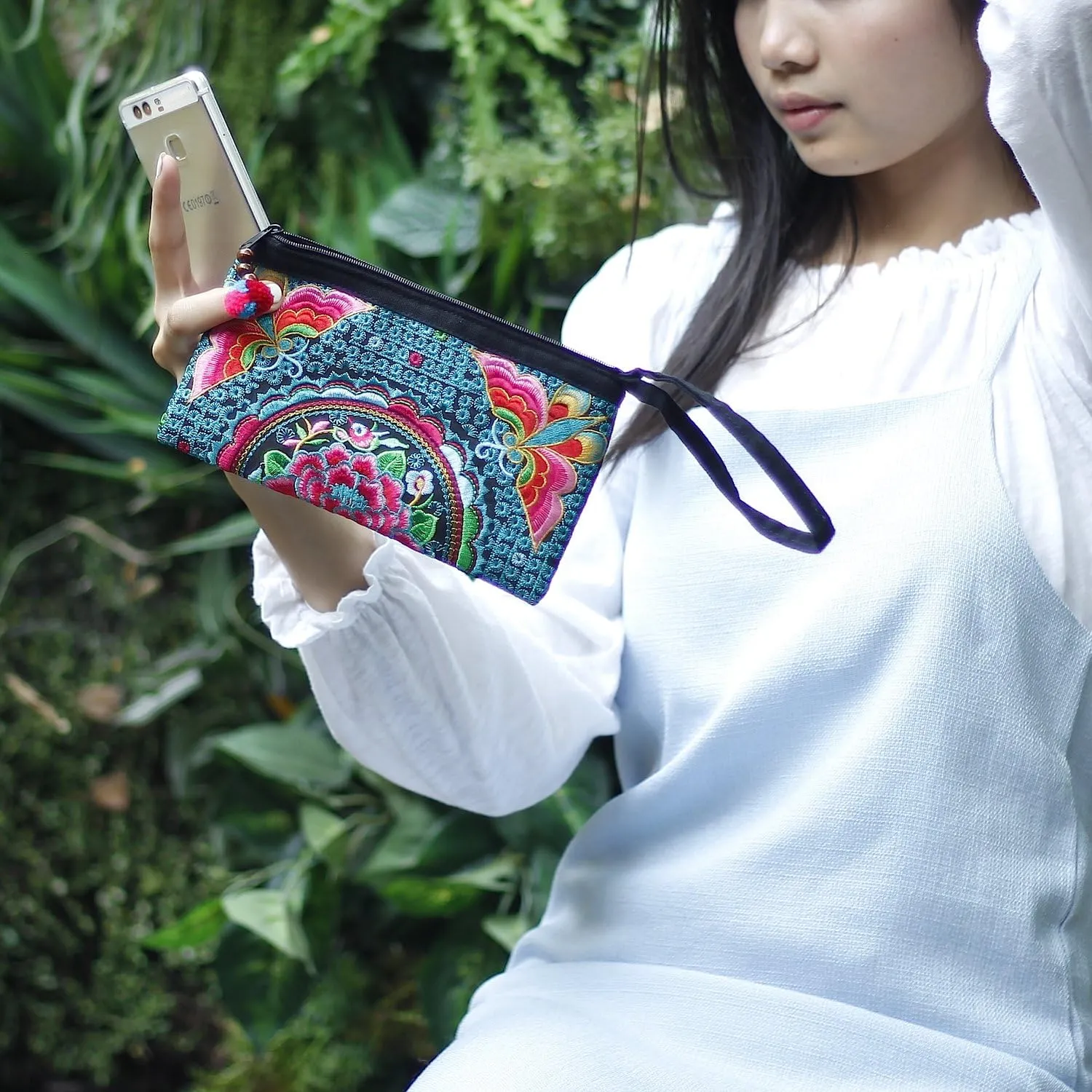 Sabai Jai - Smartphone Wristlet Bag - Handmade Embroidered Boho Clutch Wallets Purses