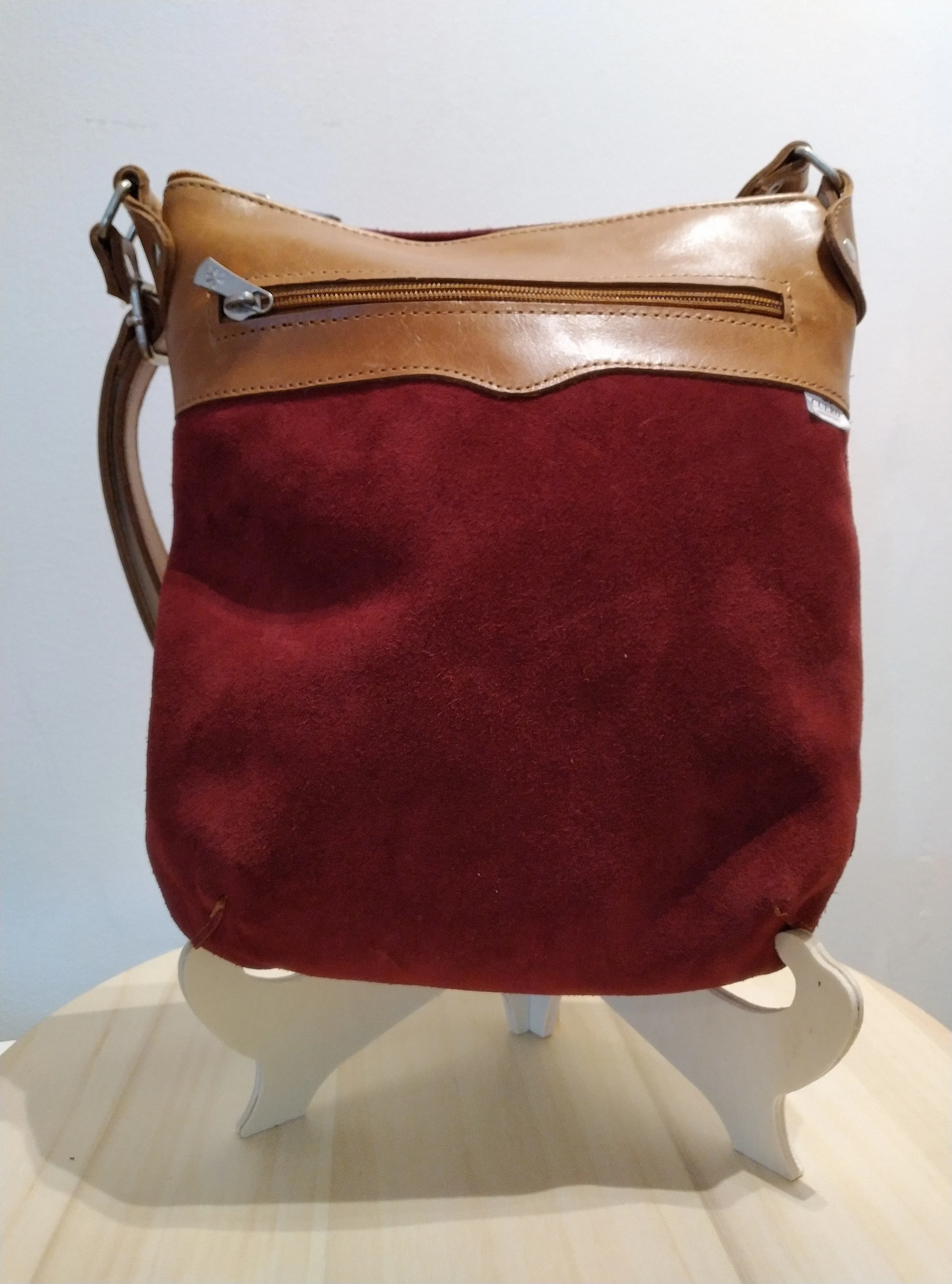 Suede Crossbag.. Big Recoleta
