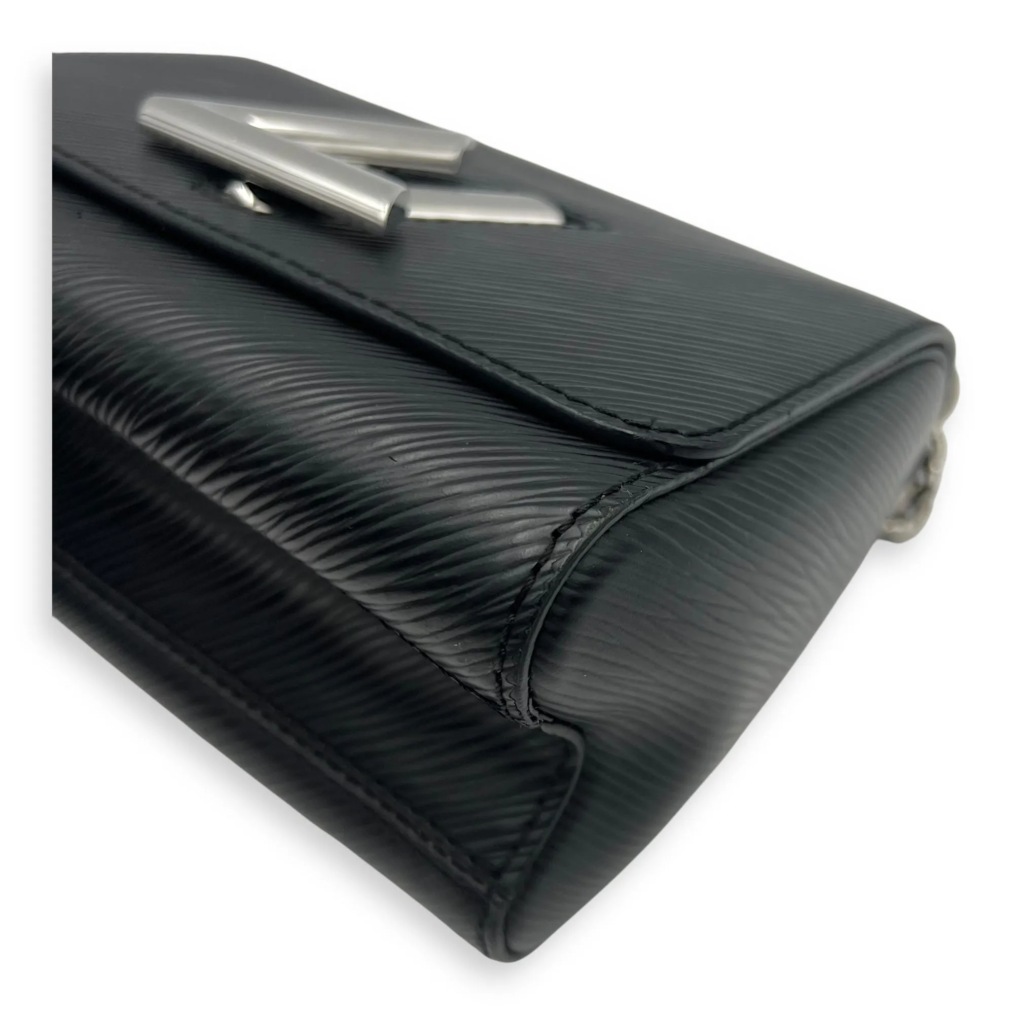 Twist PM Black Shoulder Bag in Epi Leather, Silver hardware