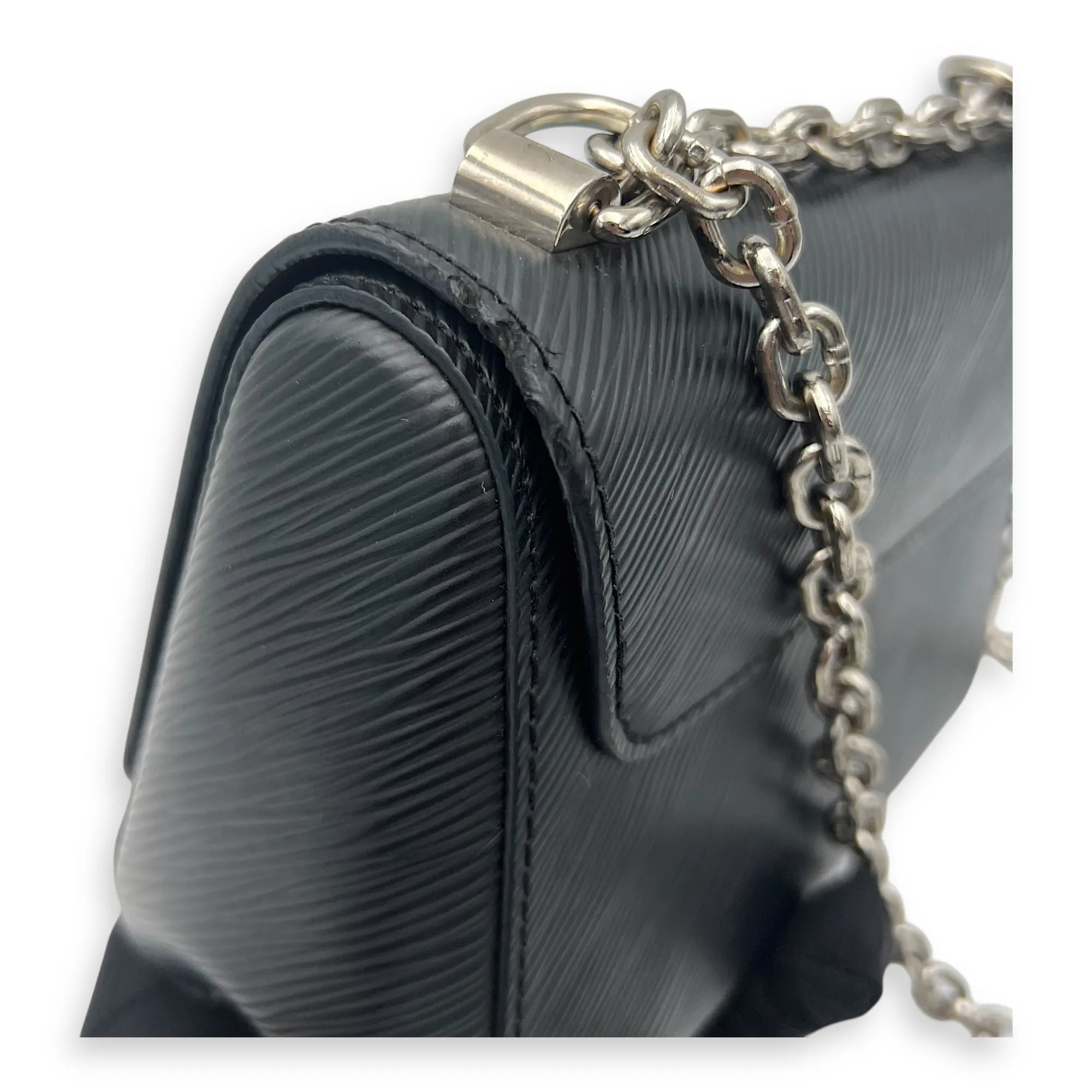 Twist PM Black Shoulder Bag in Epi Leather, Silver hardware